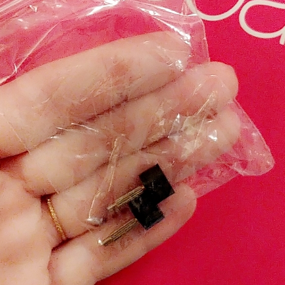 SHOEDAZZLE PUMPS! *Never worn* - Picture 8 of 9